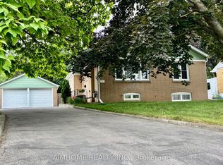 12 Canham Cres, Toronto, ON M1S 2H6