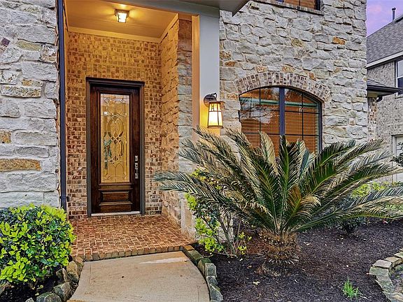 4th image of 13414 Great Creek Dr
