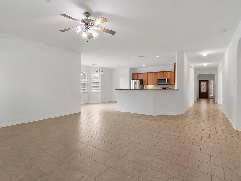 3611 Rocky Ledge Ln — Photo 8