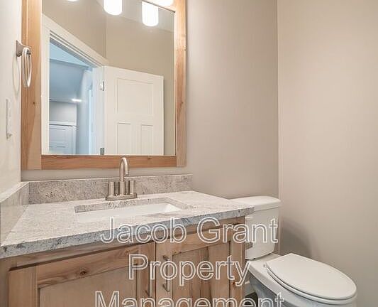 5th image of 1923 Jennie Lee Dr #103