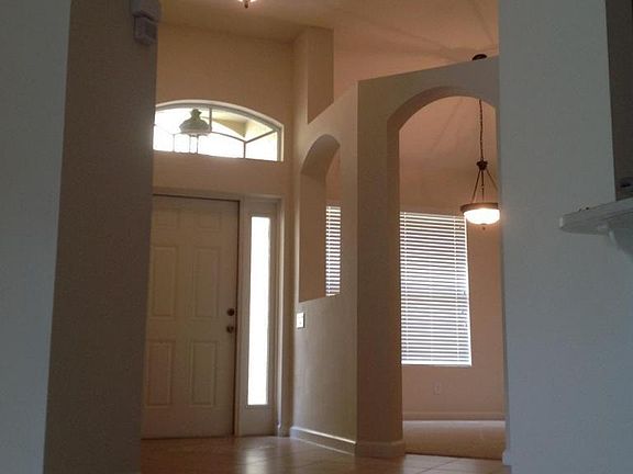 4th image of 3143 Arden Cir