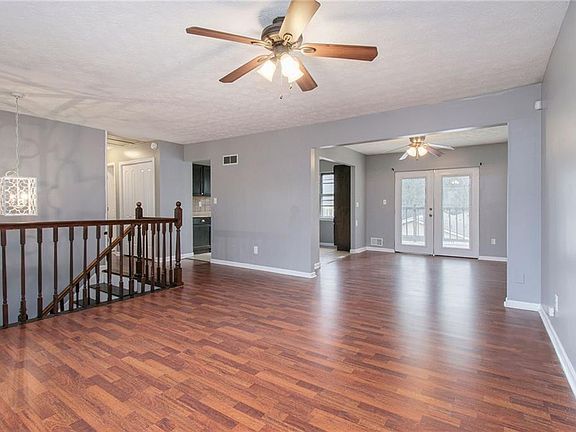3rd image of 1743 Jarrard Ave