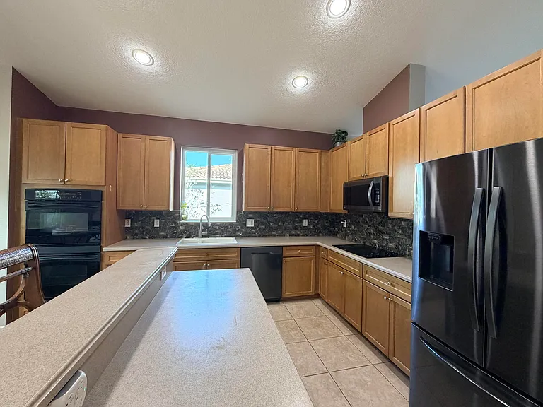 2165 SW Newport Isles Blvd — Photo 12