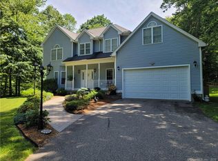 31 Ashley Ln, Colchester, CT 06415