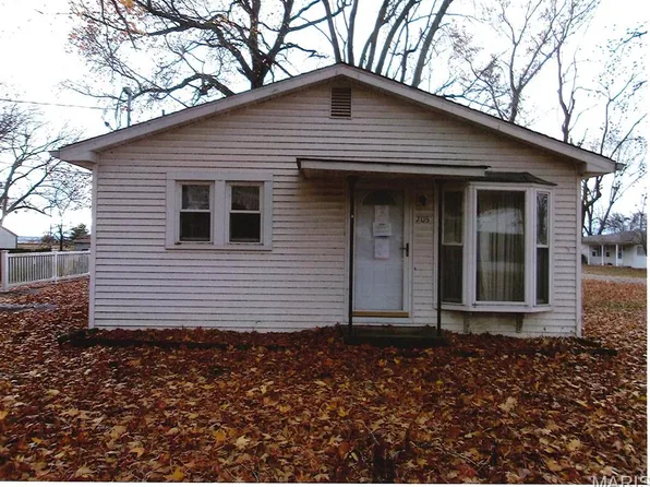 705 Middle St, Prairie Du Rocher, IL 62277