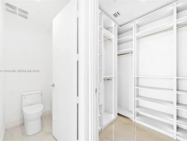 700 NE 24th St #3204 — Photo 18