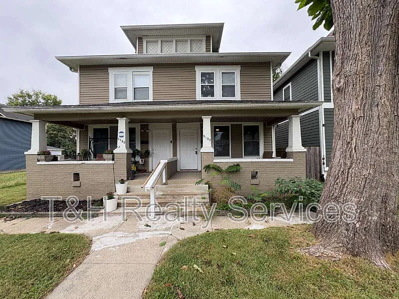 3132 N Park Ave