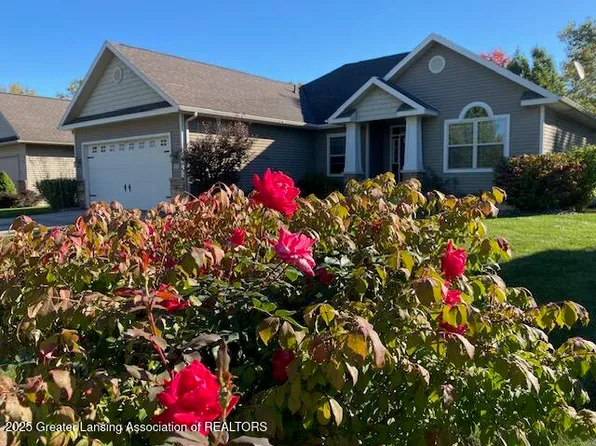 2151 Arbor Meadows Dr, Dewitt, MI 48820