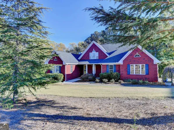 535 Belaire Dr, Winder, GA 30680