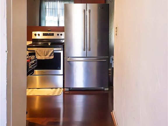 5th image of 4924 NW Pollard Ave