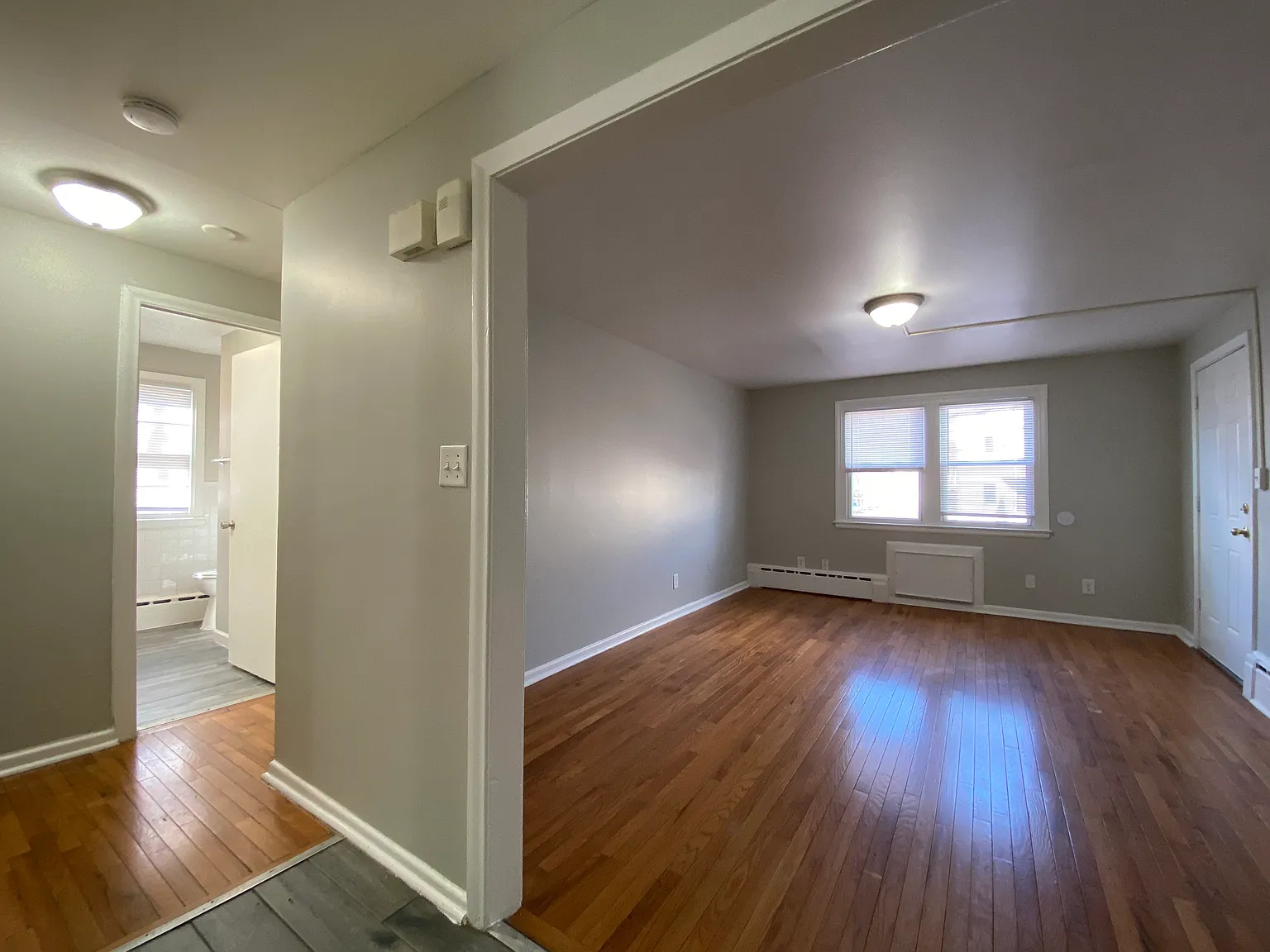 2 bed, $1,650 — Photo 4