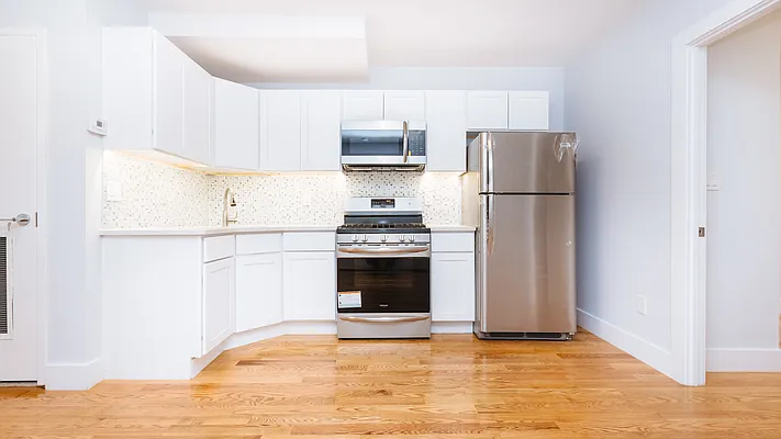 Rented by Nooklyn NYC LLC | media 3