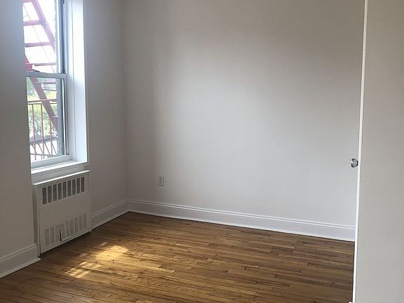 5th image of 11146 76th Dr APT 6A