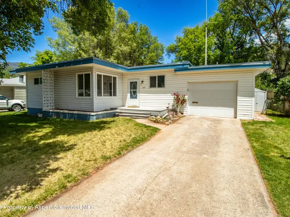107 Virginia Rd, Glenwood Springs, CO 81601