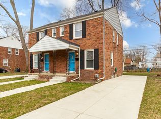 1225 E 4th St, Royal Oak, MI 48067