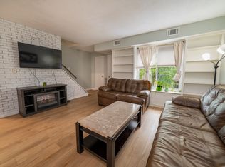 183 Thompson St UNIT B, East Haven, CT 06513