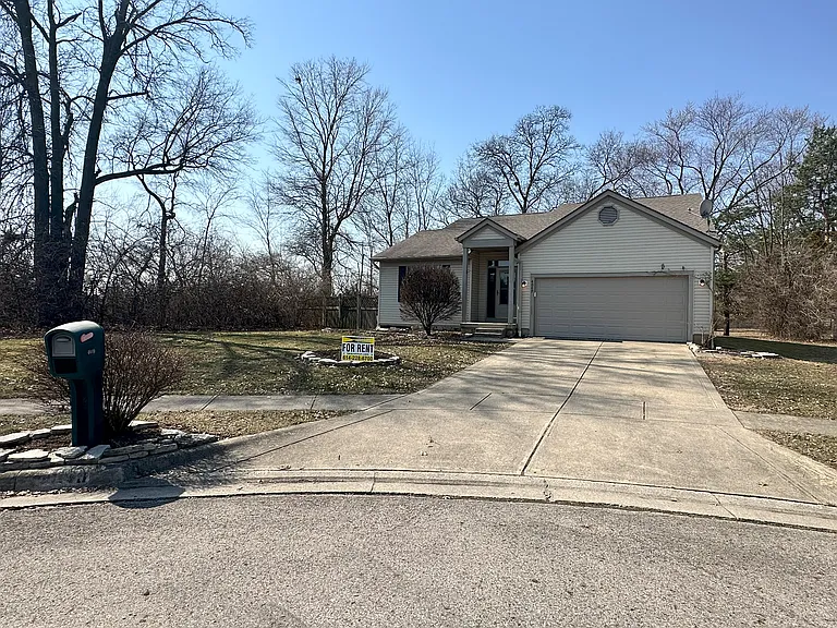 4049 Sandy Ridge Dr — Photo 1