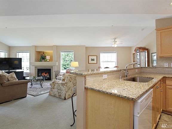 5th image of 10523 221st Ln NE Unit 201C