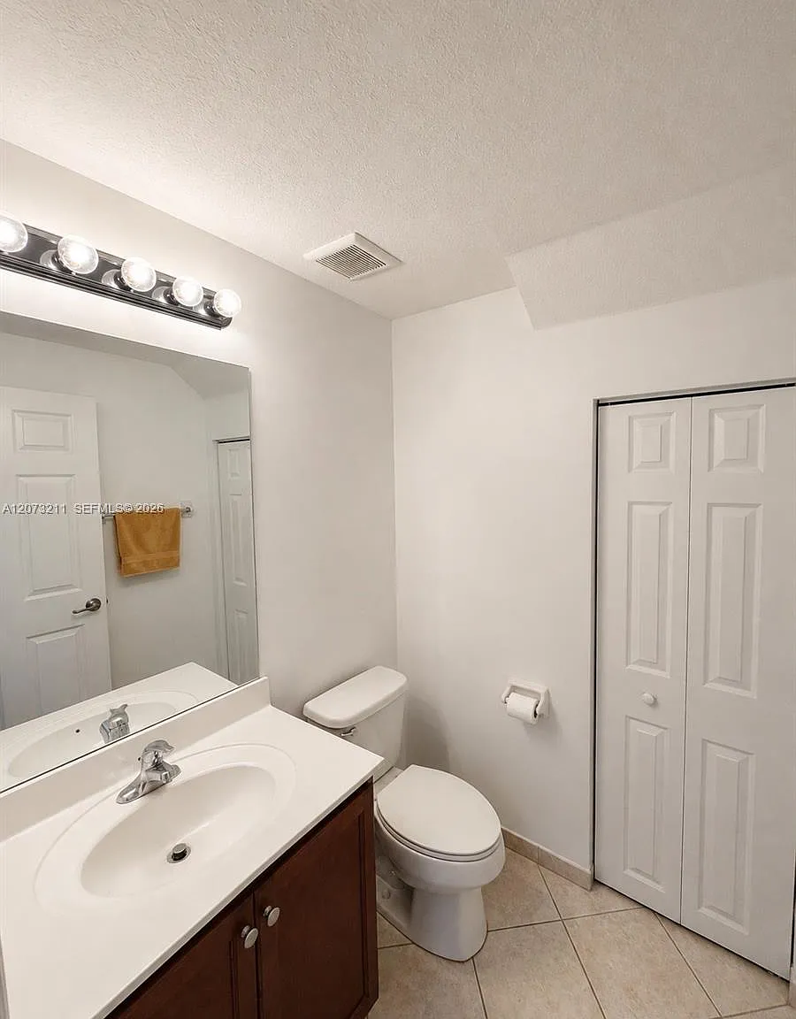 Coral Lakes Kingdom — Photo 4