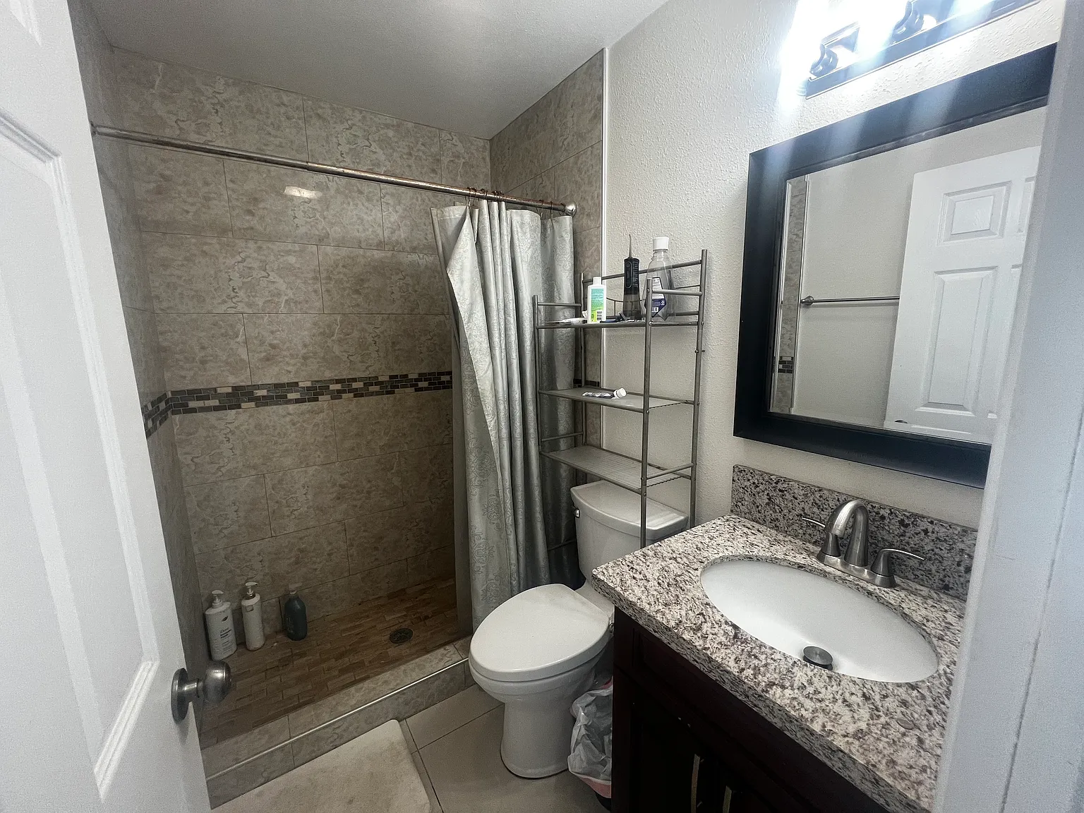 739 N Judd St — Photo 4