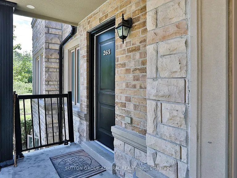 318 John St #265 — Photo 4