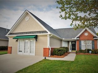 700 Chas Ct, High Point, NC 27265