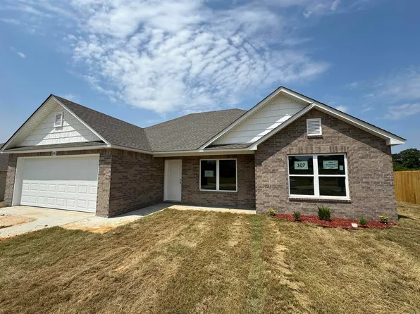 1802 Rockwood Dr, Searcy, AR 72143