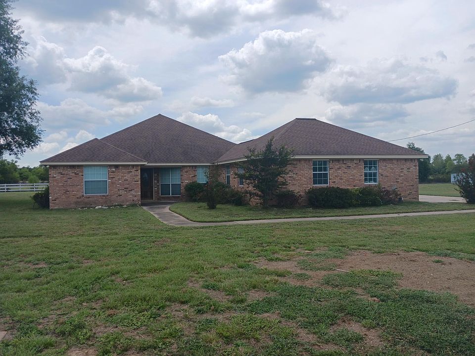 Tons of Road frontage on busy Mueschke corridor