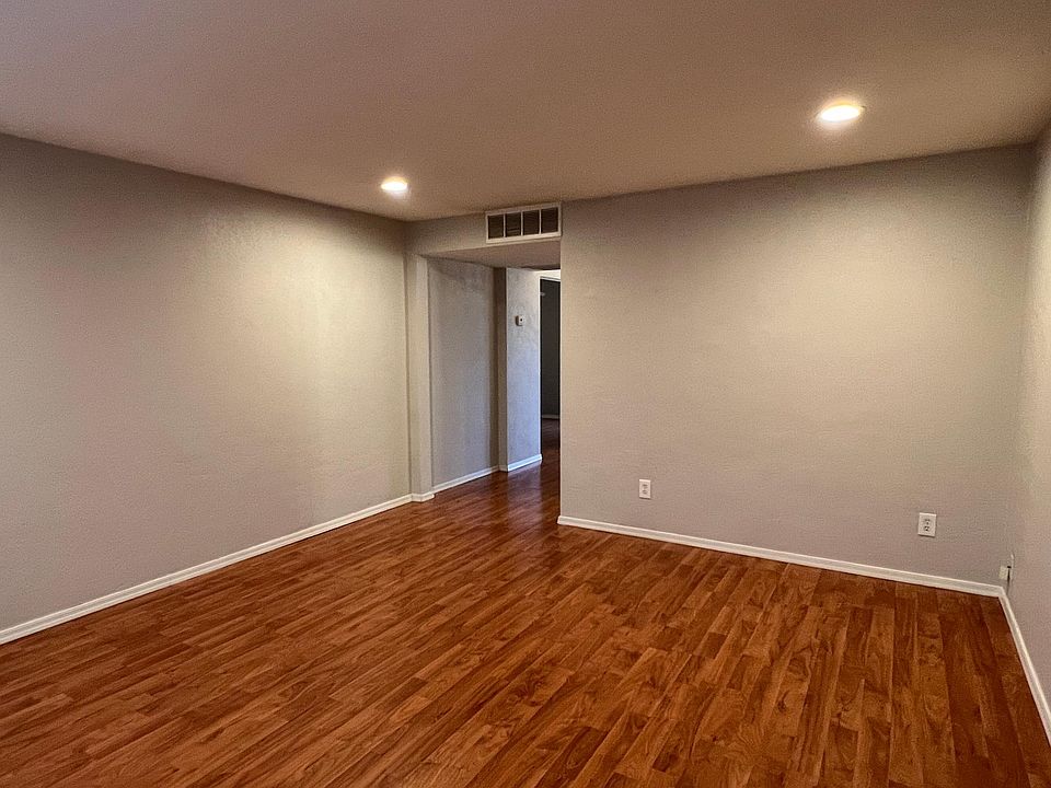 1st image of 4127 N 18th Pl APT 1