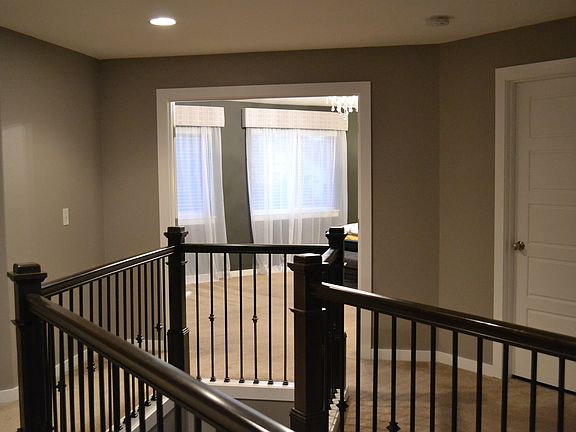 4th image of 14925 Rivergrove Dr