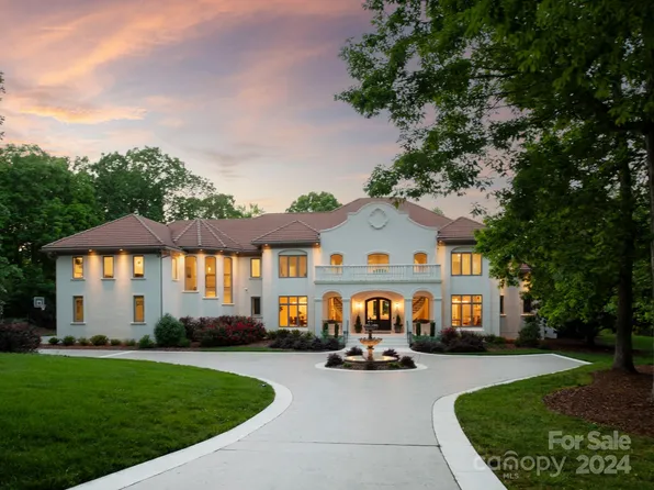 9712 Sedgefield Dr, Waxhaw, NC 28173