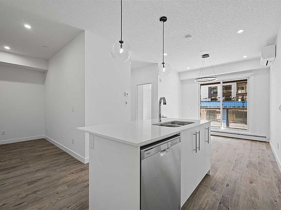 5th image of 8370 N Broadcast Ave SW #315