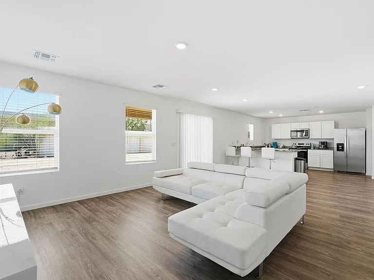 15610 S Moon Valley Rd — Photo 10