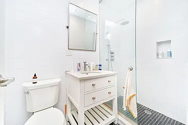 Rented by Living New York