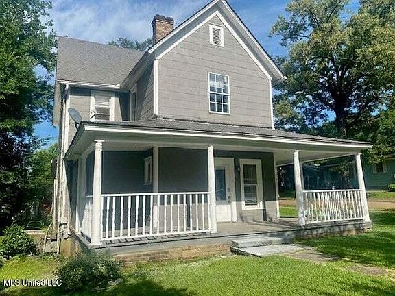 2nd image of 400 Burke Ave
