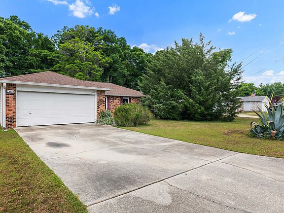 2nd image of 5518 Chantilly Cir