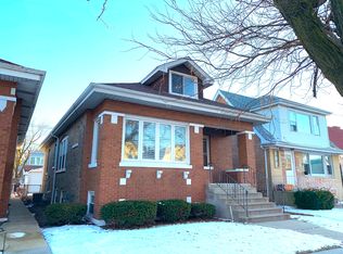 5345 W Addison St, Chicago, IL 60641