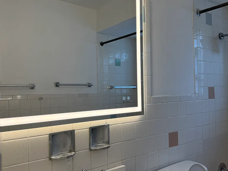 410 Wisconsin Ave #602 — Photo 14