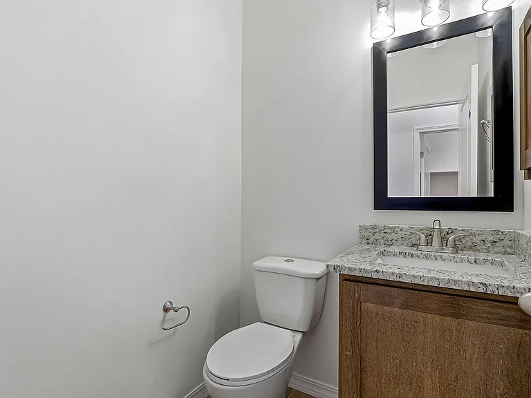 14329 Steve Joyce Pkwy — Photo 15