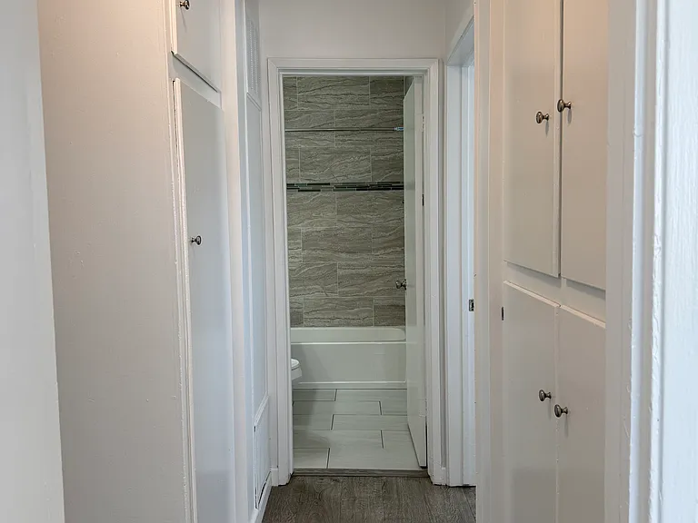 529 Avenue G — Photo 7