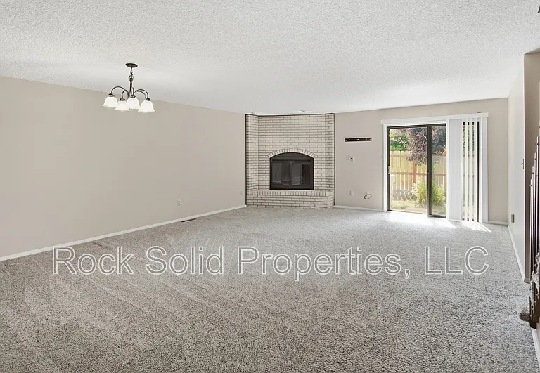 5416 Meadowbrook Dr — Photo 11