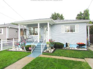 2230 McKinley Ave, Saint Albans, WV 25177