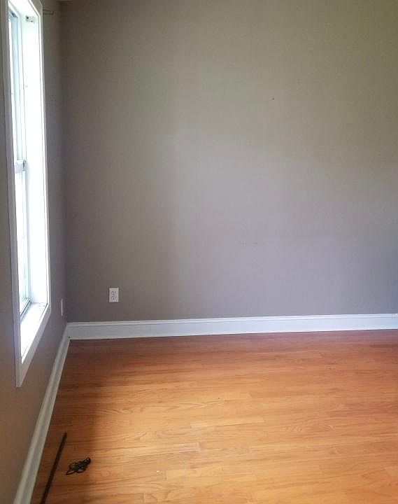 2nd image of 739 High Point Way
