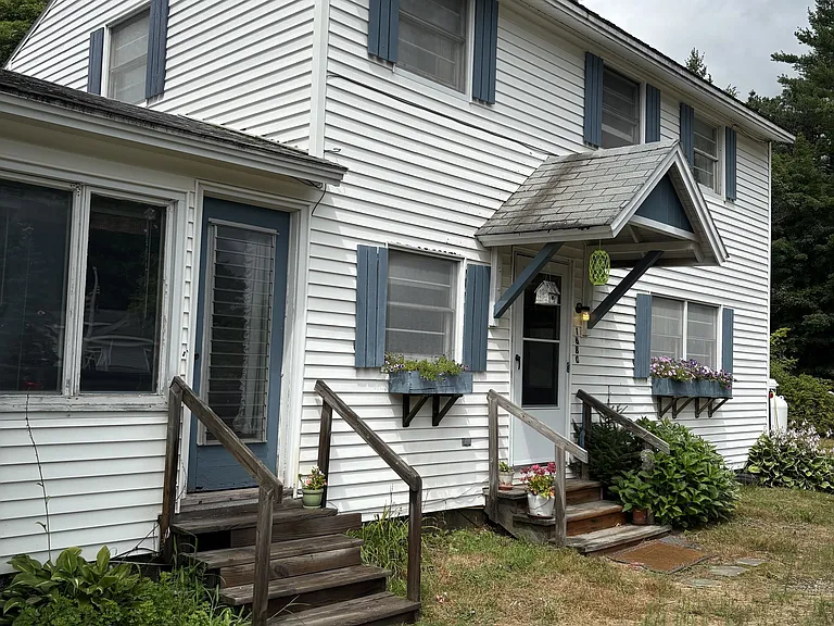 168 Main St #3 — Photo 1