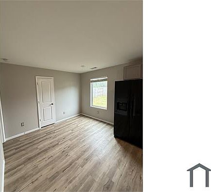 2nd image of 8643 Bar Harbor Dr