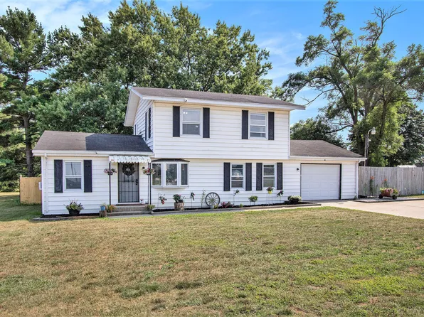 2812 Detroit Rd, Niles, MI 49120