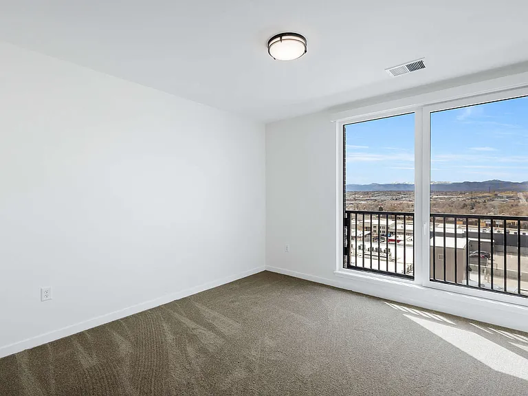 Oso Apartments — Photo 184
