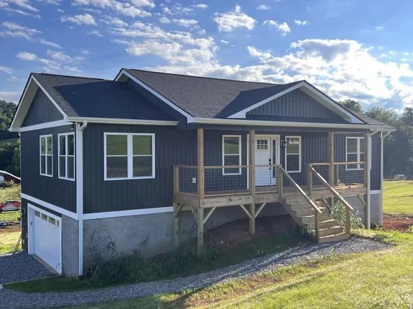 22 Pilgrims Path Ln, Alexander, NC 28701