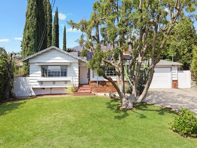 3023 El Caminito, La Crescenta, CA, 91214