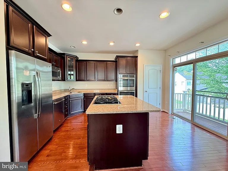 8912 Tower Pl — Photo 11